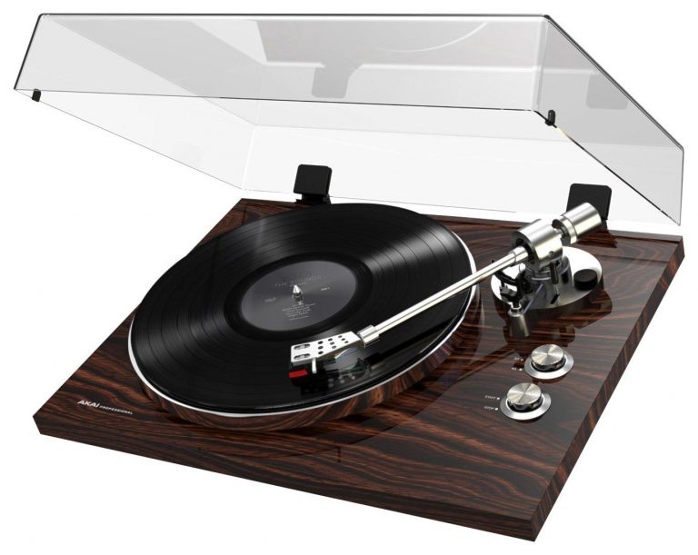 8 Best DJ Turntables for Beginners Audio Mentor Guides