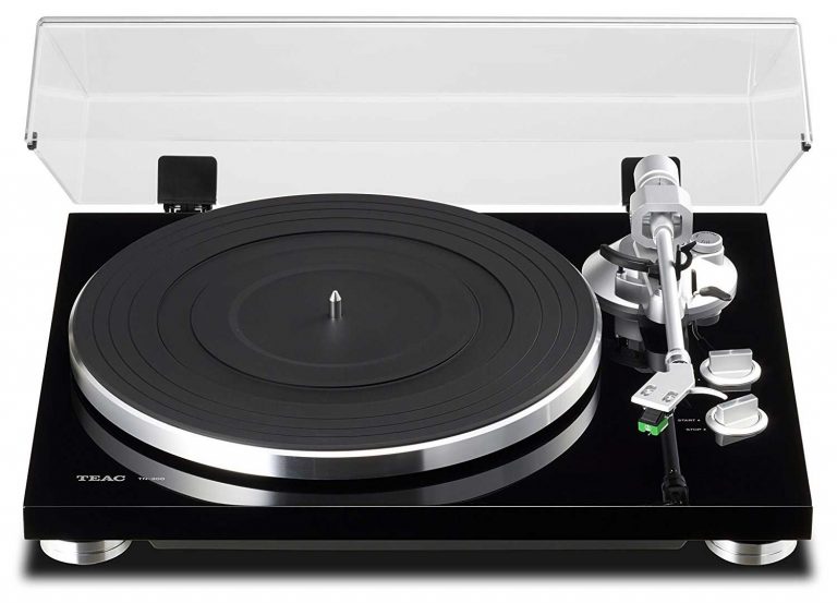 8 Best DJ Turntables for Beginners Audio Mentor Guides